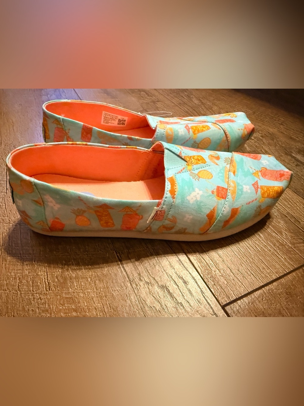 TOMS Women’s Alpargata Slip-On Flats – Tropical Tiki Print – Size 9 NWOB - Picture 3 of 9